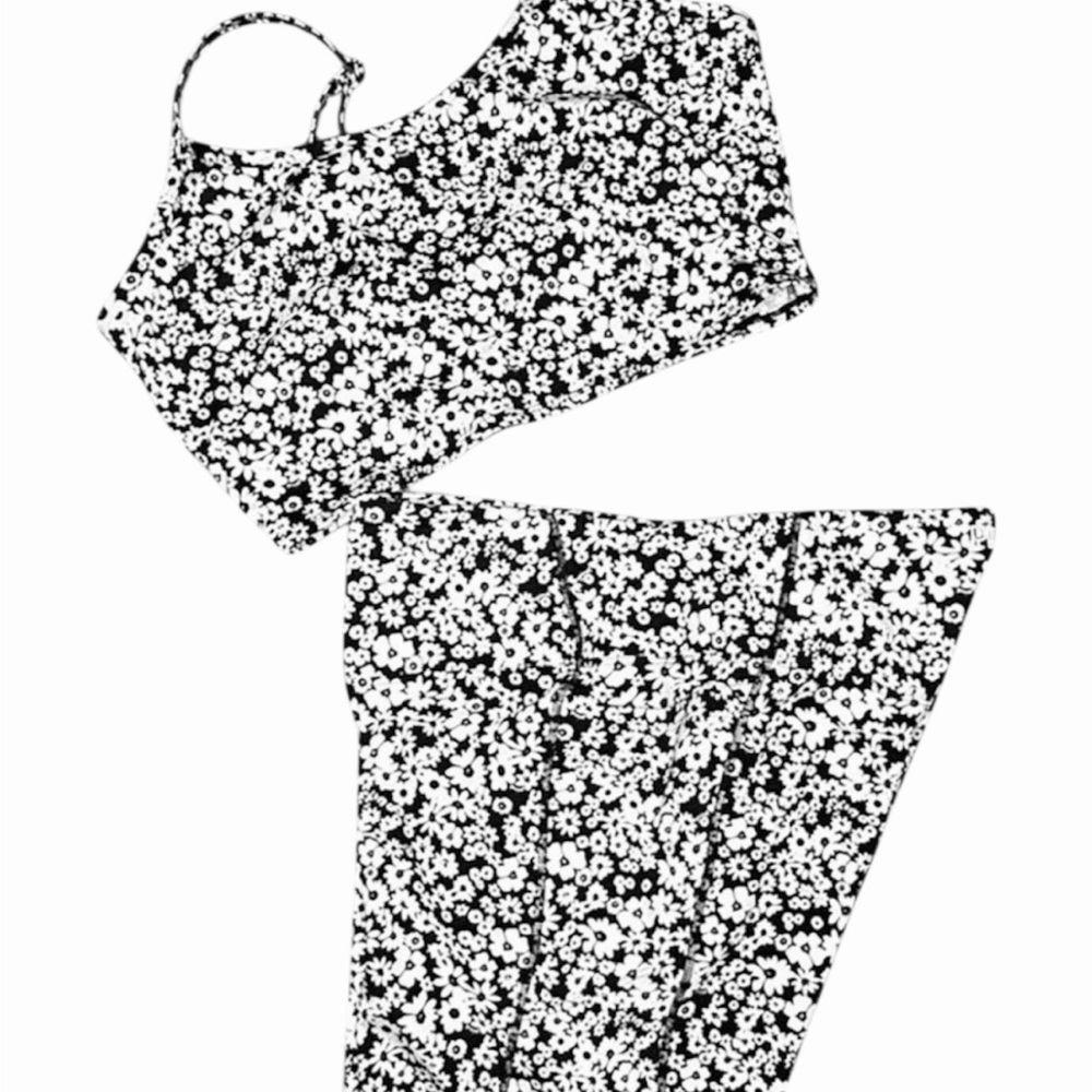Black and White Floral Crop Top and Bike Short Set